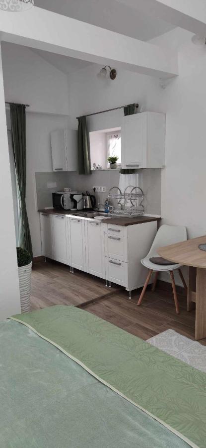 Varfal Apartman II Eger Extérieur photo