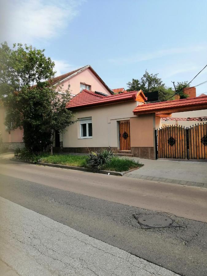 Varfal Apartman II Eger Extérieur photo