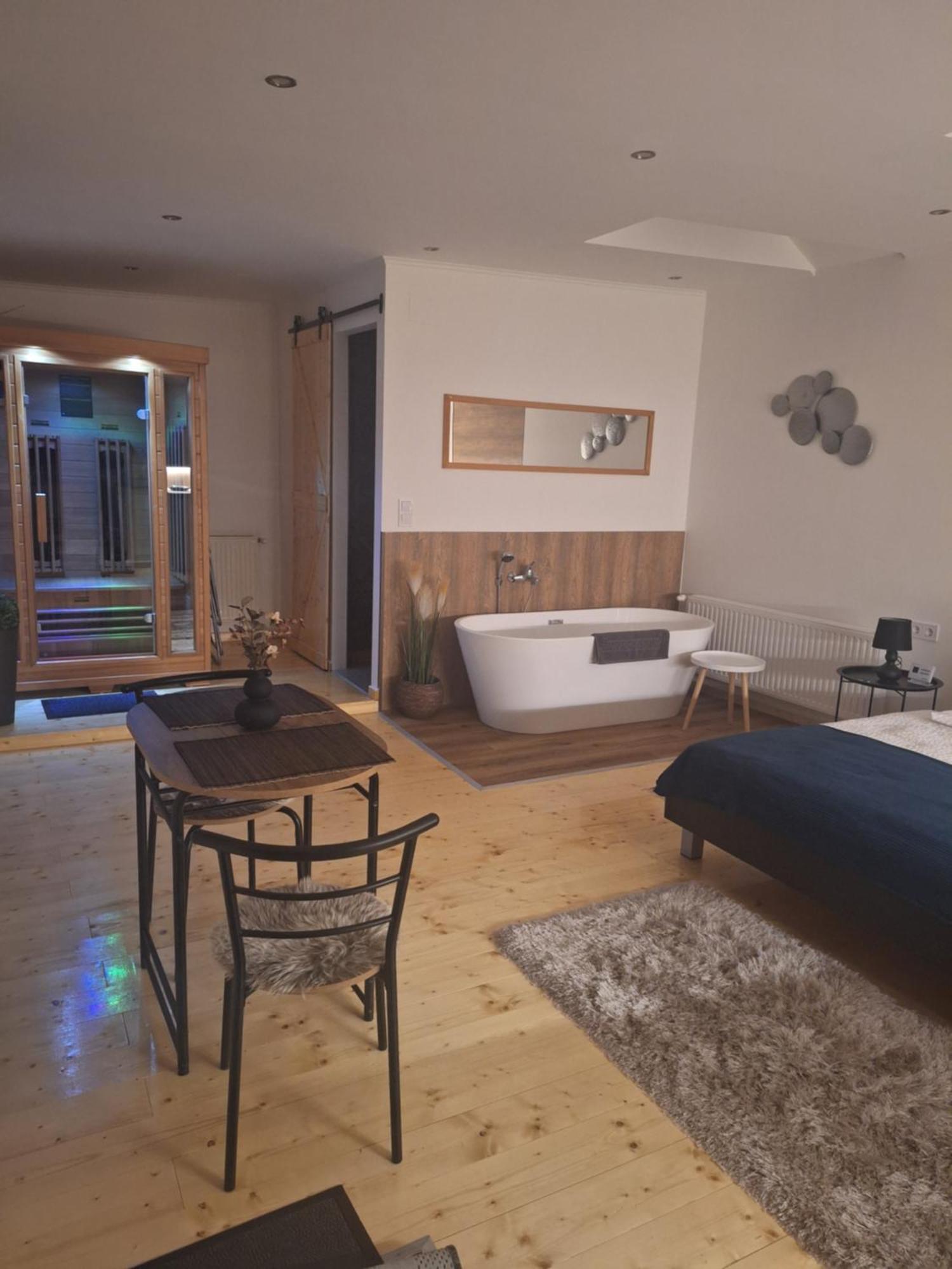Varfal Apartman II Eger Chambre photo