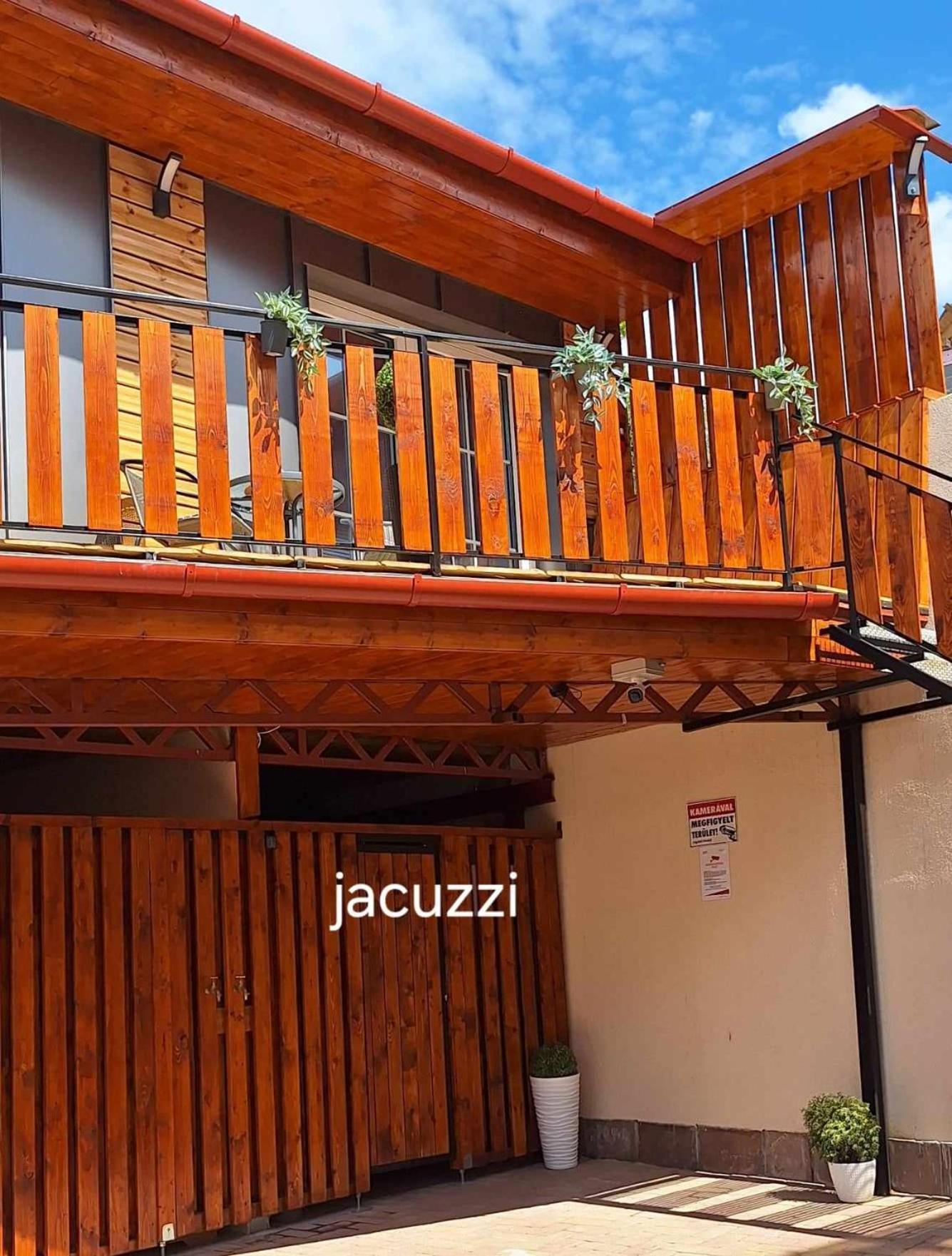 Varfal Apartman II Eger Chambre photo
